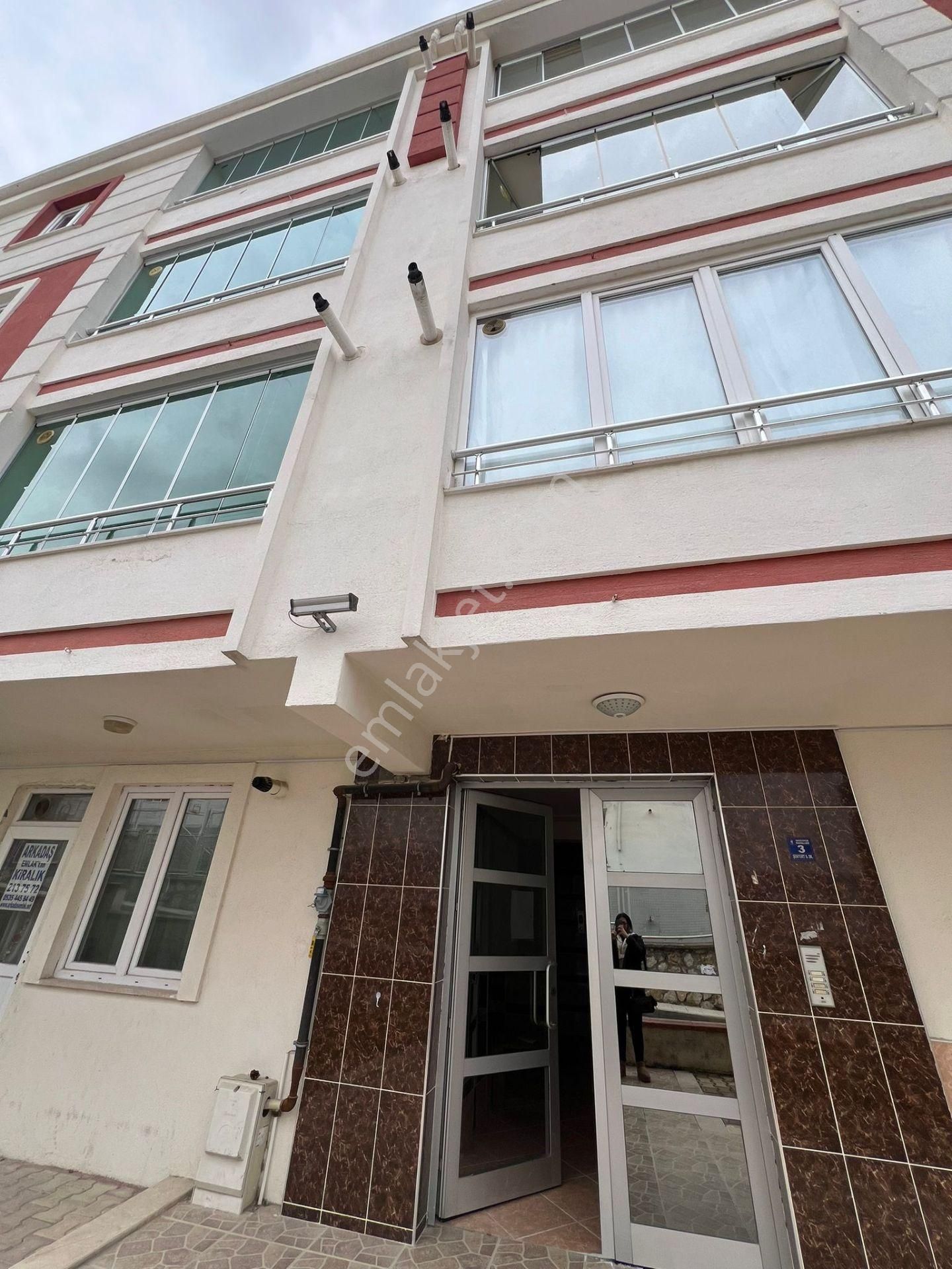 Çorum Çorum Merkez Eşyalı Kiralık Daire  ARKADAŞ EMLAKTAN BAHÇELİEVLER MAHALLESİNDE 10.000 TL EŞYALI KİRALIK DAİRE