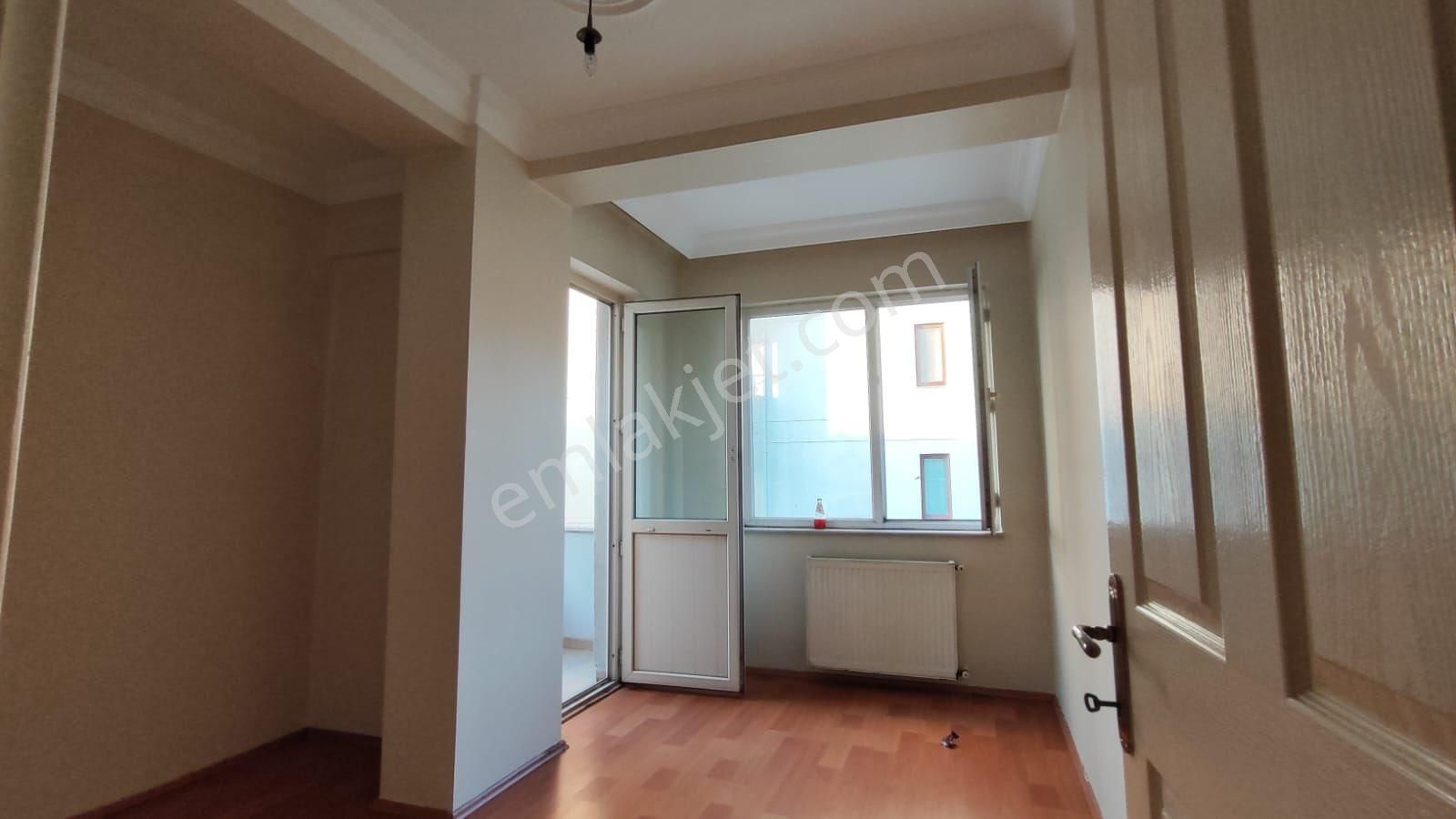 İstanbul Ümraniye Okula Yakın Kiralık Daire SİTE MAHALLESİNDE  FİNAS MERKEZİNE YAKIN  2+1 KİRALIK DAİRE