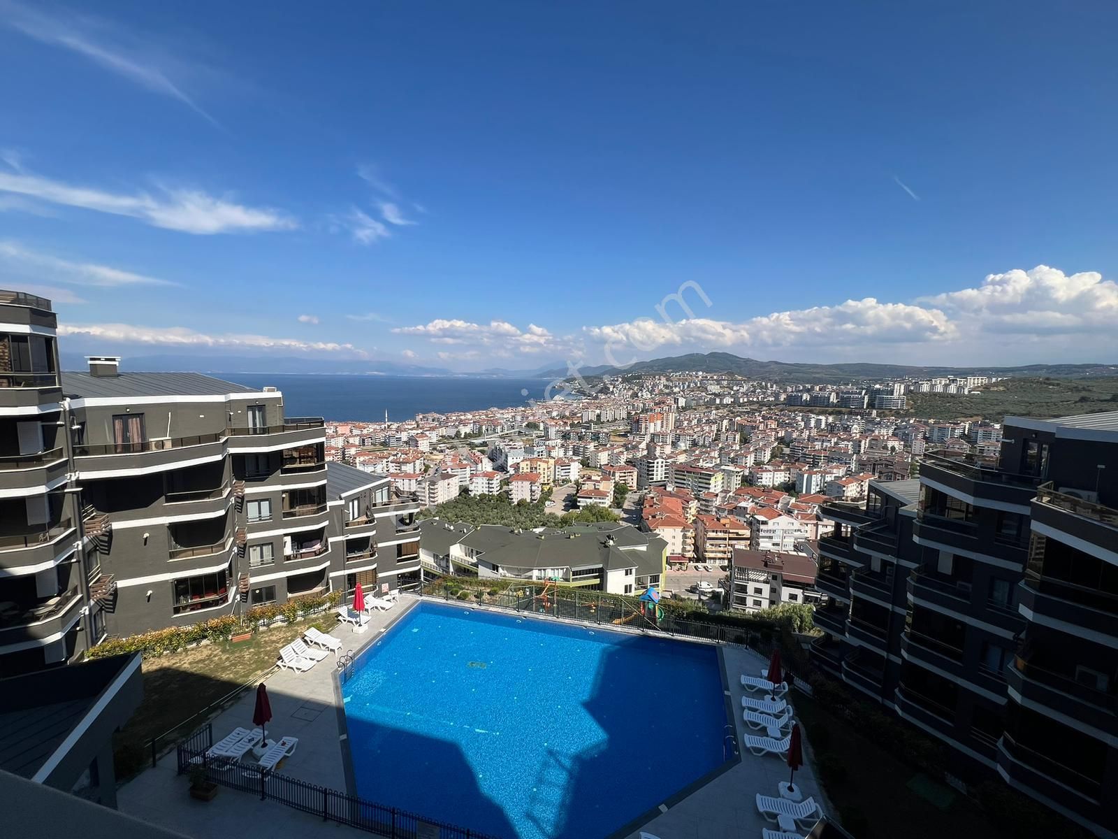 Mudanya Yeni Kiralık Daire Güzelyalı Yeni Mh Kapital'den Bostancı Falez 2 3+1 Havuzlu