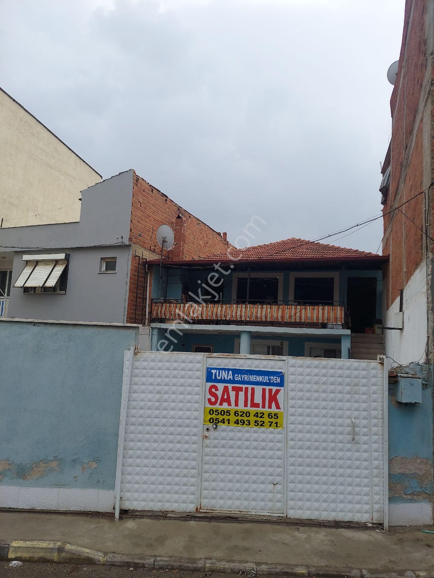 Alaşehir Hacıbey Satılık Daire Satılık 2 Katlı Mustakil Bina