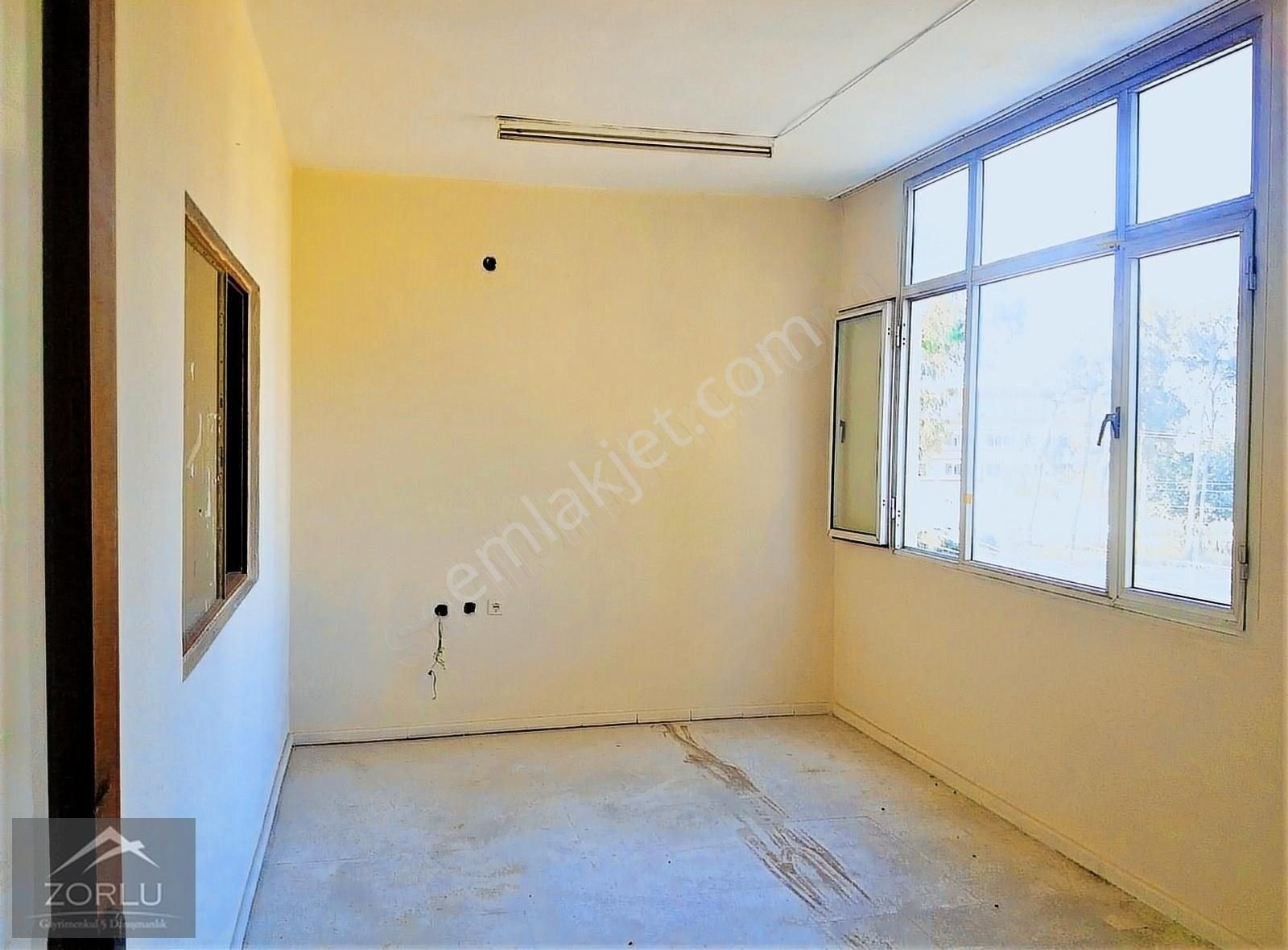 Zorlu Gayrimenkul'den Kiralık Merkezi Konumda 2. Kat 240 M2 Ofis - Görsel 11