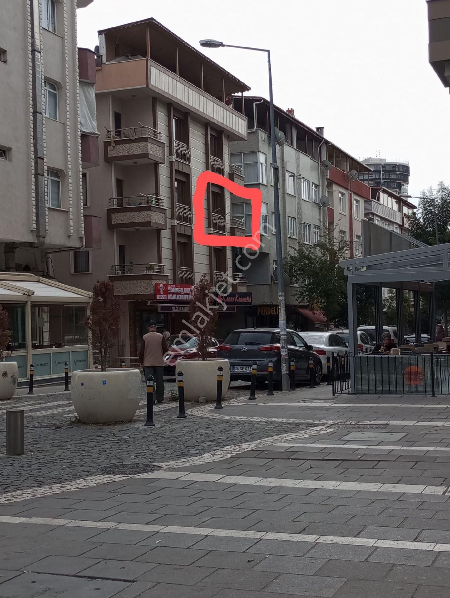 Avcılar Üniversite Satılık Daire Satılık Veya Kiralık Daire Kapalı Caddeye 2.bina