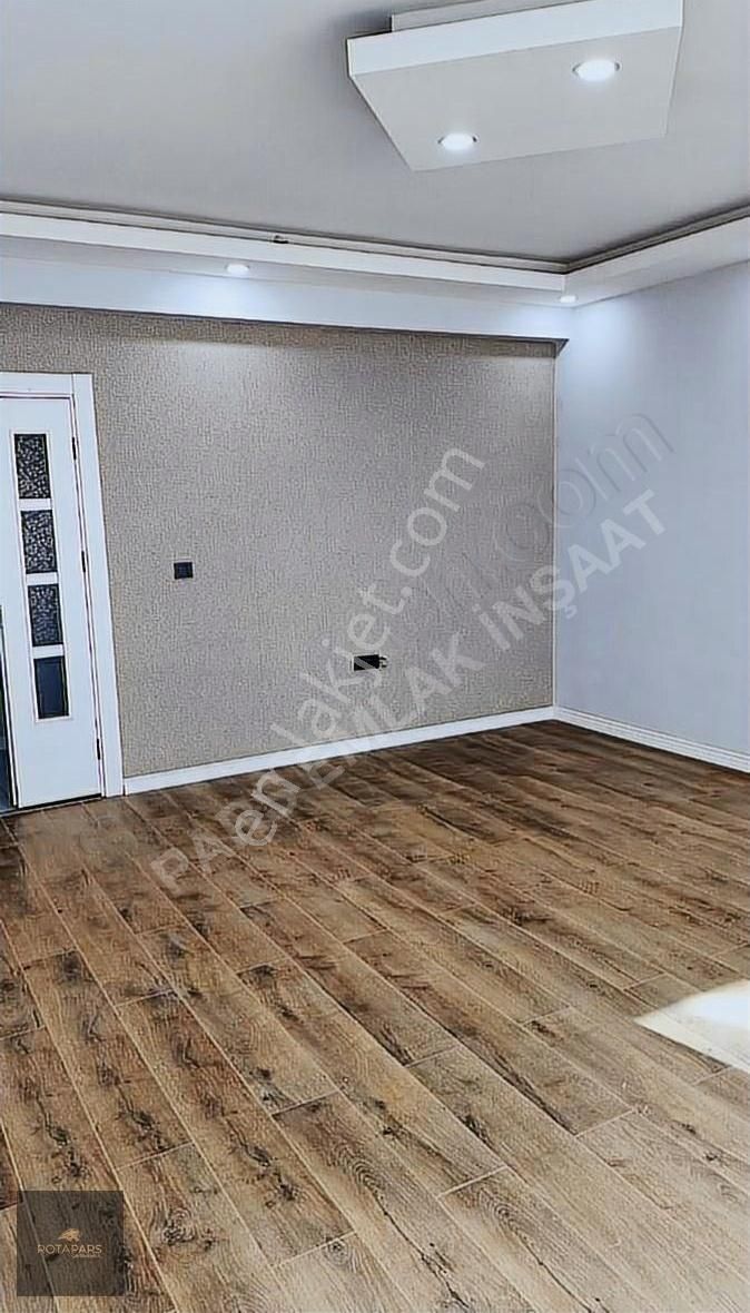 Kars Merkez Şehitler Kiralık Daire Ünv Bölgesinde Vadi Kars 2 Sitesinde Yerden Isıtmalı Kiralık 3+1