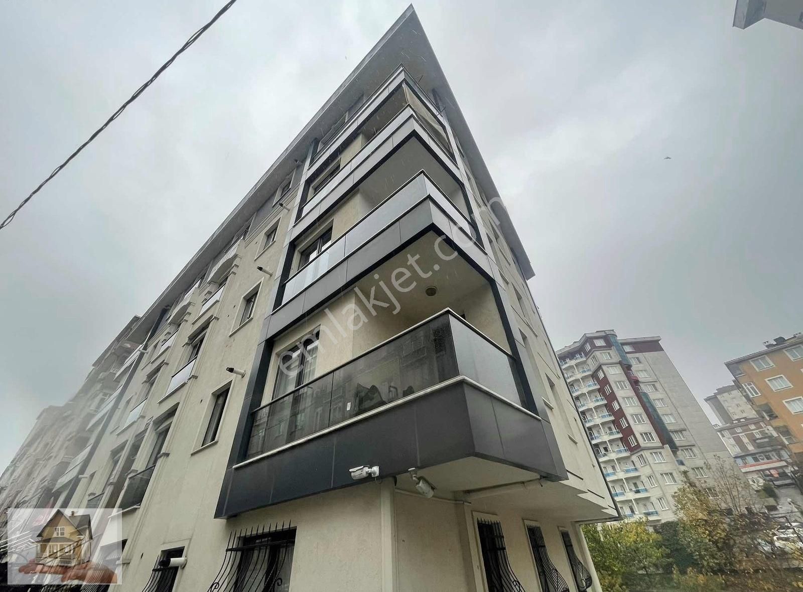 Ümraniye Mehmet Akif Satılık Daire BOŞ 2+1 95m2İSKANLI 2.KAT ÇİFT BANYO-BALKN MASRAFSIZ TEMİZ DAİRE