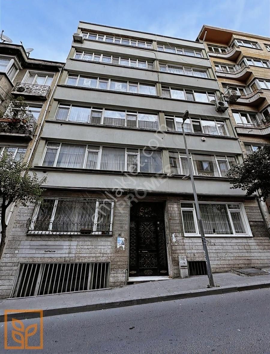 Şişli Merkez Kiralık Daire Bomonti Silahşör Caddesinde Geniş Taşınmaya Hazır 4+1 Kiralık