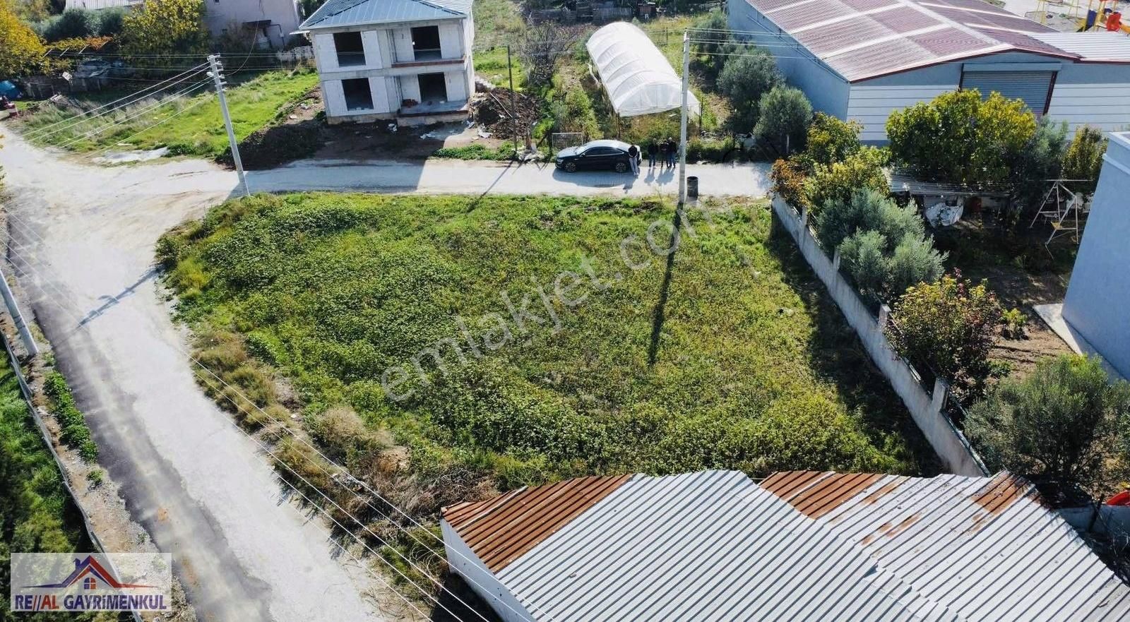 Menderes Oğlananası Cumhuriyet Satılık Konut İmarlı Real'den Menderes Oğlananası 3 Kat İmarlı Arsa