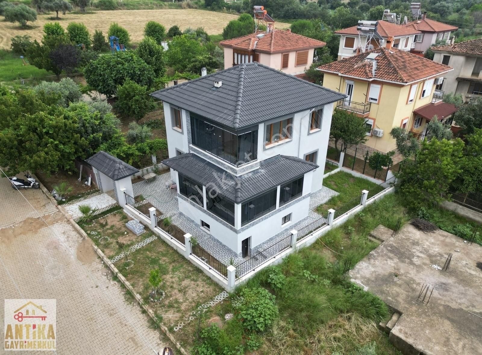 Antika Gayrimenkul'den Birgi'de Kiralık Villa - Görsel 3