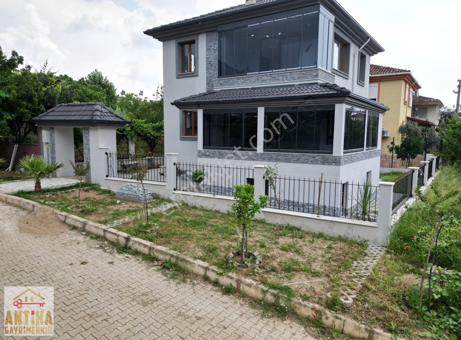 İzmir Ödemiş Kiralık Villa ANTİKA GAYRİMENKUL'DEN BİRGİ'DE KİRALIK VİLLA