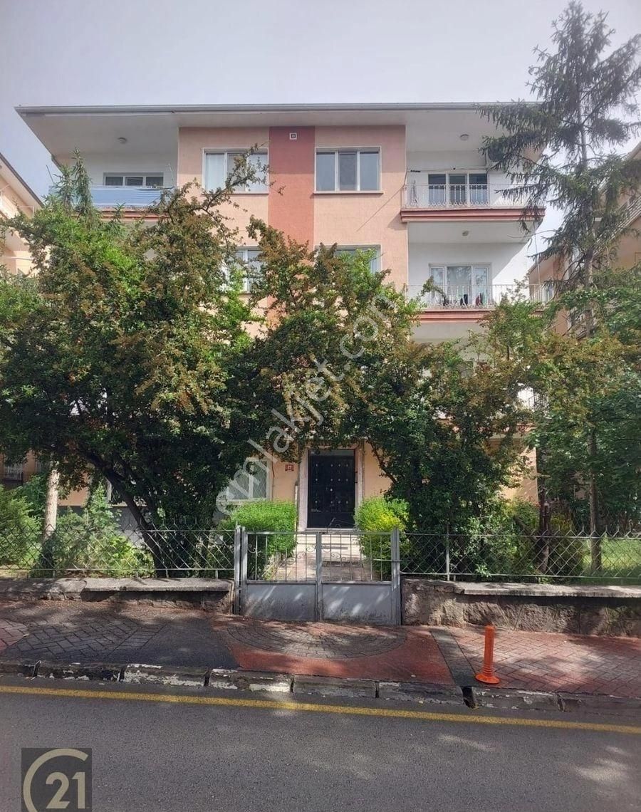 Ankara Çankaya Kiralık Daire KİRALIK 2+1 YEŞİLLİKLER İÇİNDE BAKIMLI VE BAHÇE KULLANIMLI