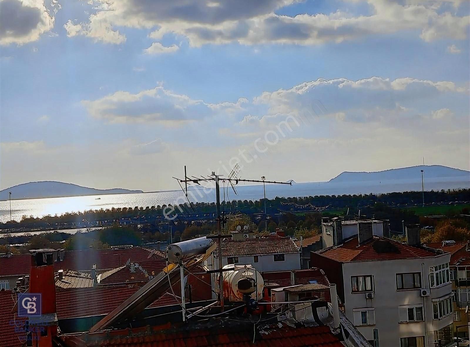 Maltepe Feyzullah Kiralık Daire Maltepe Merkez Sıfır Bina Full Deniz Manzaralı 4+2 185 M2 Dublex