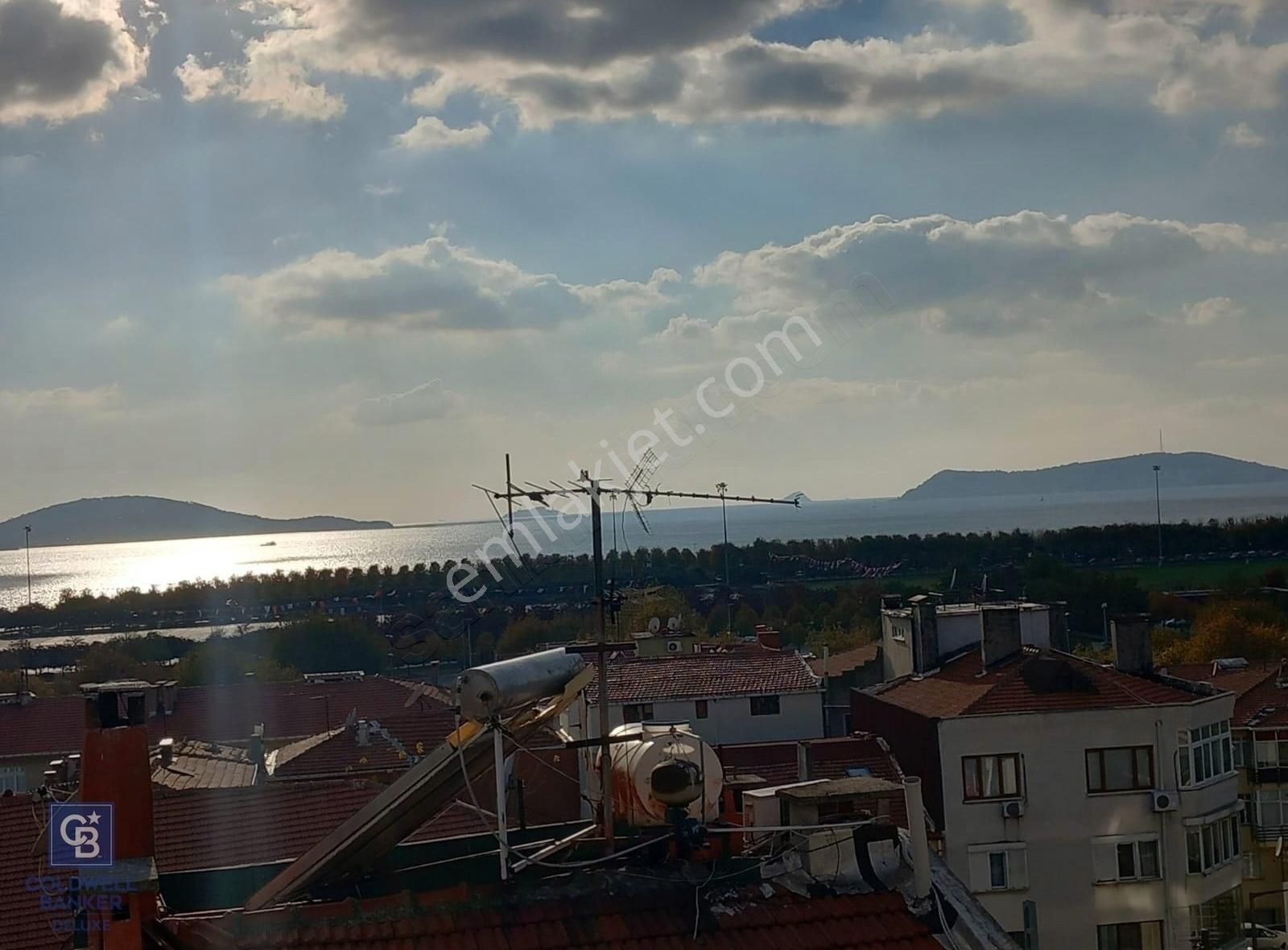 Maltepe Feyzullah Satılık Daire Maltepe Merkez Sıfır Bina Full Deniz Manzaralı 4+2 185 M2 Dublex