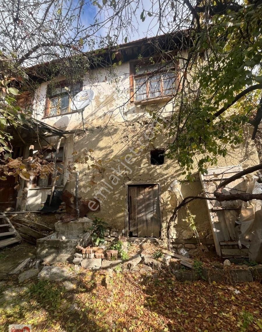 Antalya Elmalı Merkezi Lokasyonda 138m2 Arsa İçerisinde Satılık Kerpiç Bina - Görsel 11