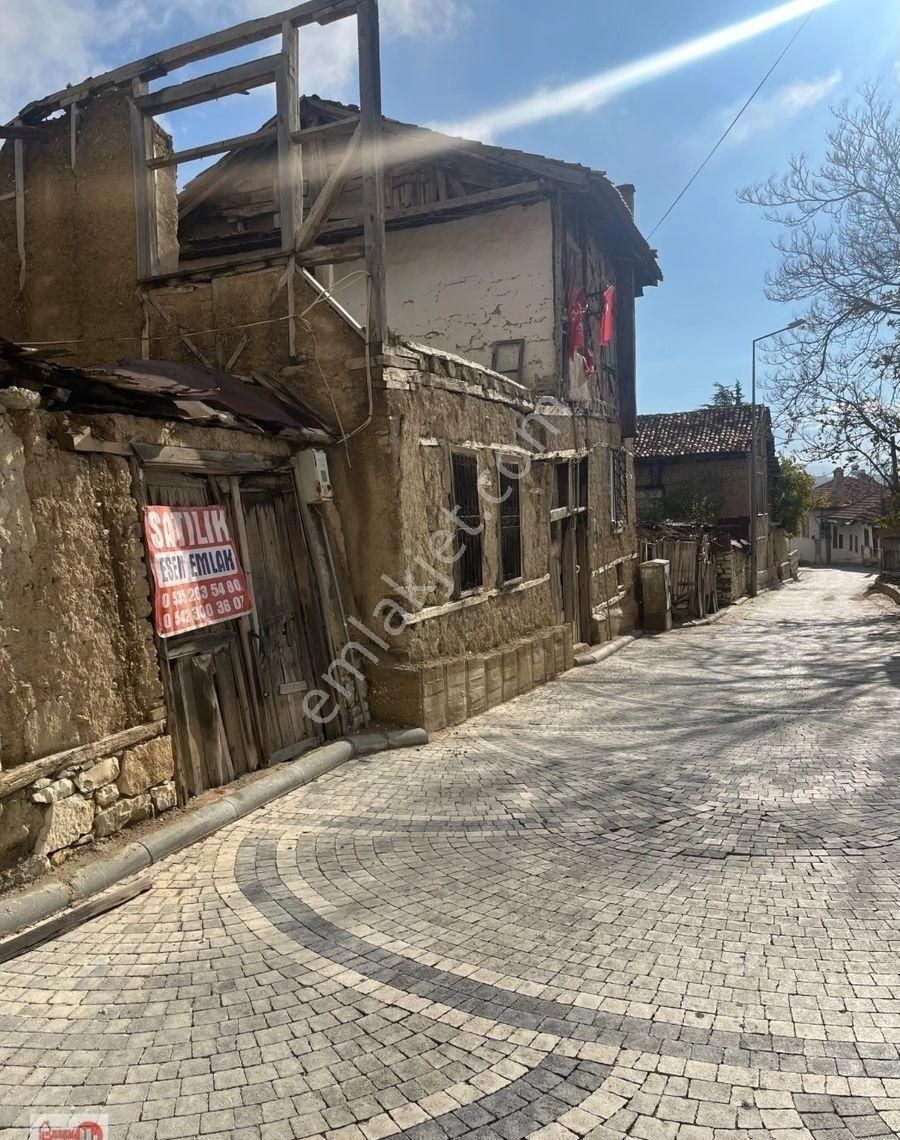 Antalya Elmalı Merkezi Lokasyonda 138m2 Arsa İçerisinde Satılık Kerpiç Bina - Görsel 10