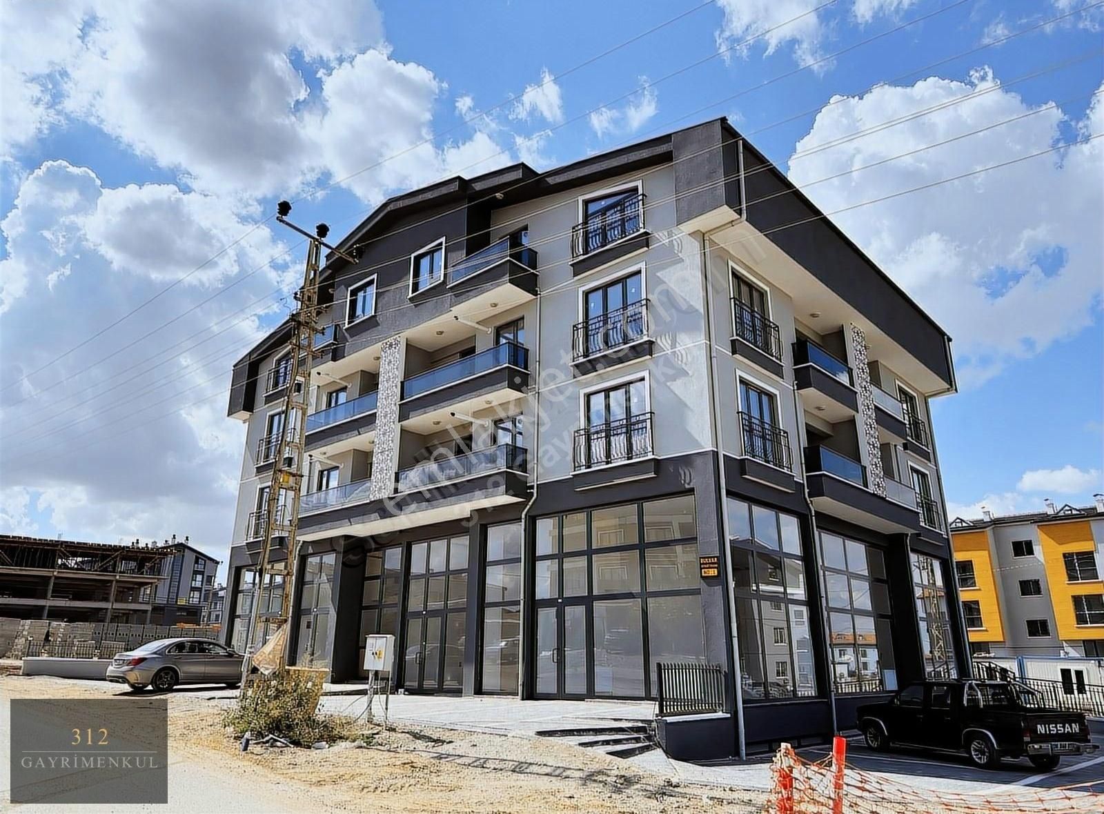 Gölbaşı İncek Kiralık Dükkan & Mağaza 312 | İncek'de Yeni Açılacak Bulvara Cephe Kiralık Köşe Dükkan