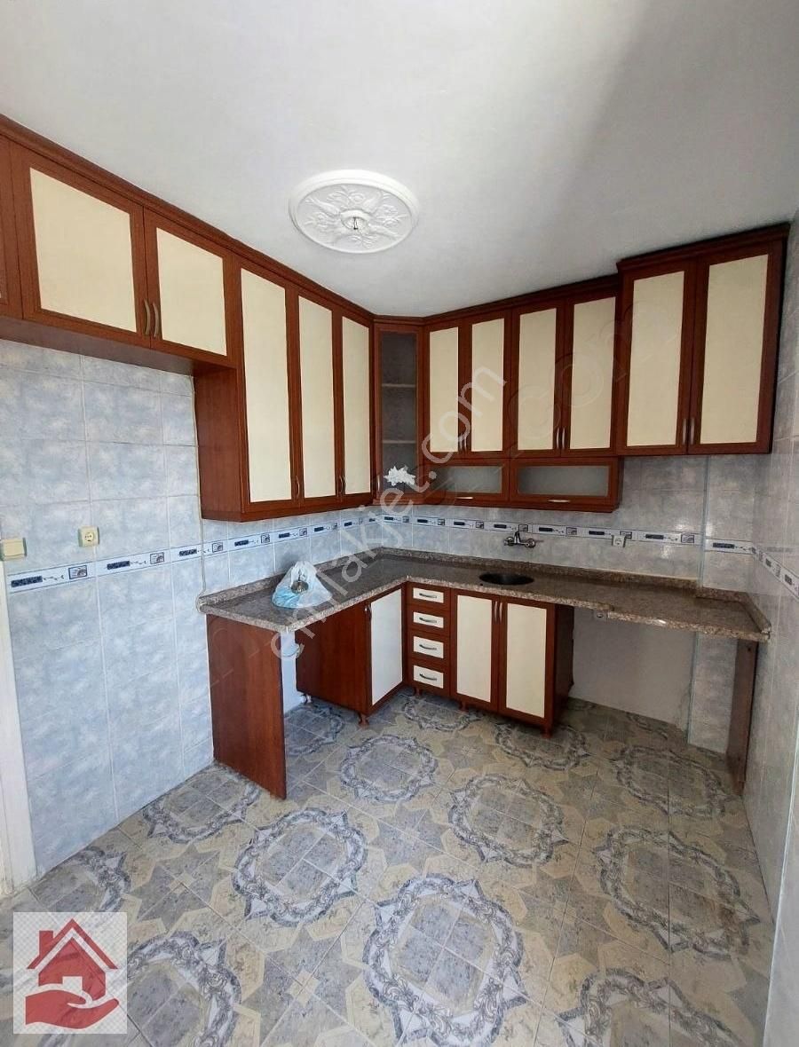 Adana Sarıçam Metrobüse Yakın Kiralık Daire Yeşiltepe de 3+1 kapalı mutfak müstakil kiralık daire