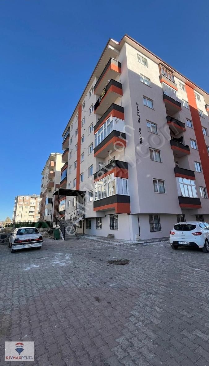 Palandöken Yunusemre Satılık Daire Remax Penta 'dan Yunus Emre 'de 3+1 Satılık Daire