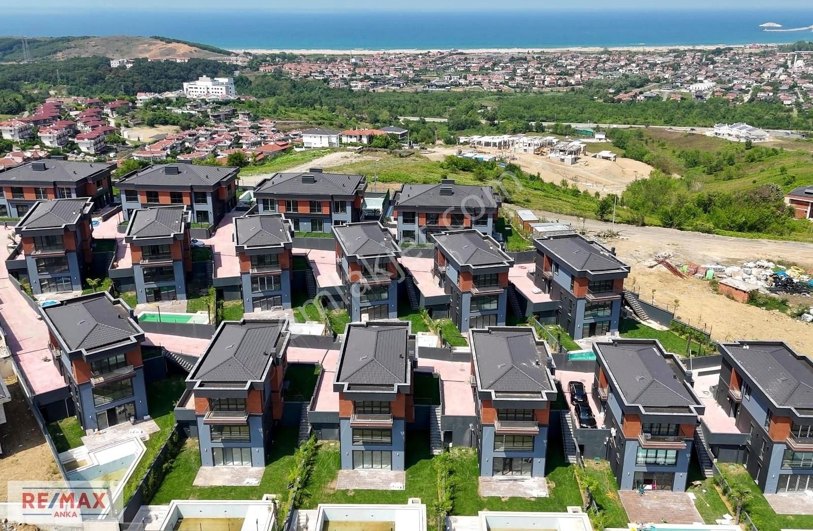 Şile Meşrutiyet Satılık Villa Şile Livapark Konaklarında 6+2 Bir Adet Villa İçin Özel Fiyat