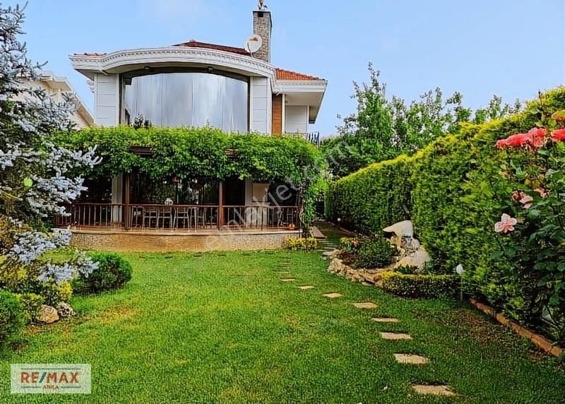 Remax Anka'dan Şile Çavuş 500m2 Arsa İçerisinde Satılık Villa - Görsel 13