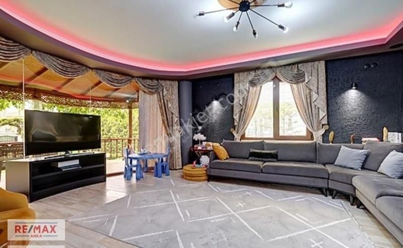 Remax Anka'dan Şile Çavuş 500m2 Arsa İçerisinde Satılık Villa - Görsel 17