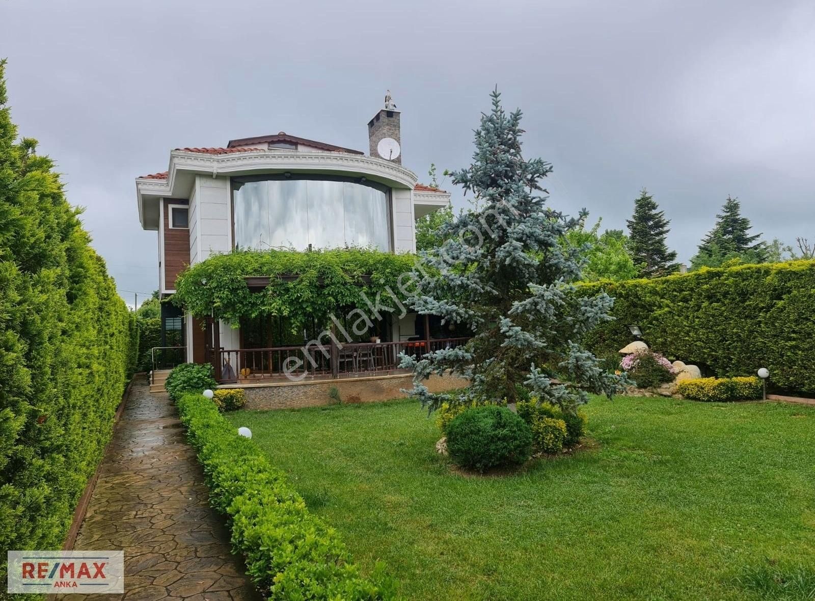 Remax Anka'dan Şile Çavuş 500m2 Arsa İçerisinde Satılık Villa - Görsel 9