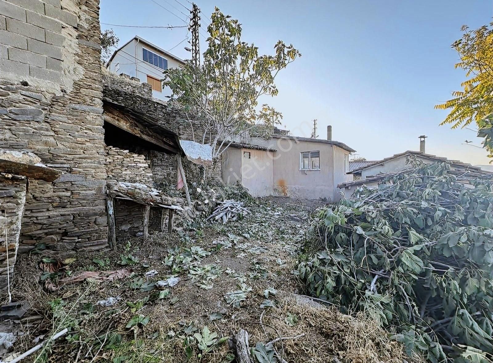 Pek Emlaktan Eşsiz Tire Manzaralı 342 M2 Satılık Müstakil Ev - Görsel 9