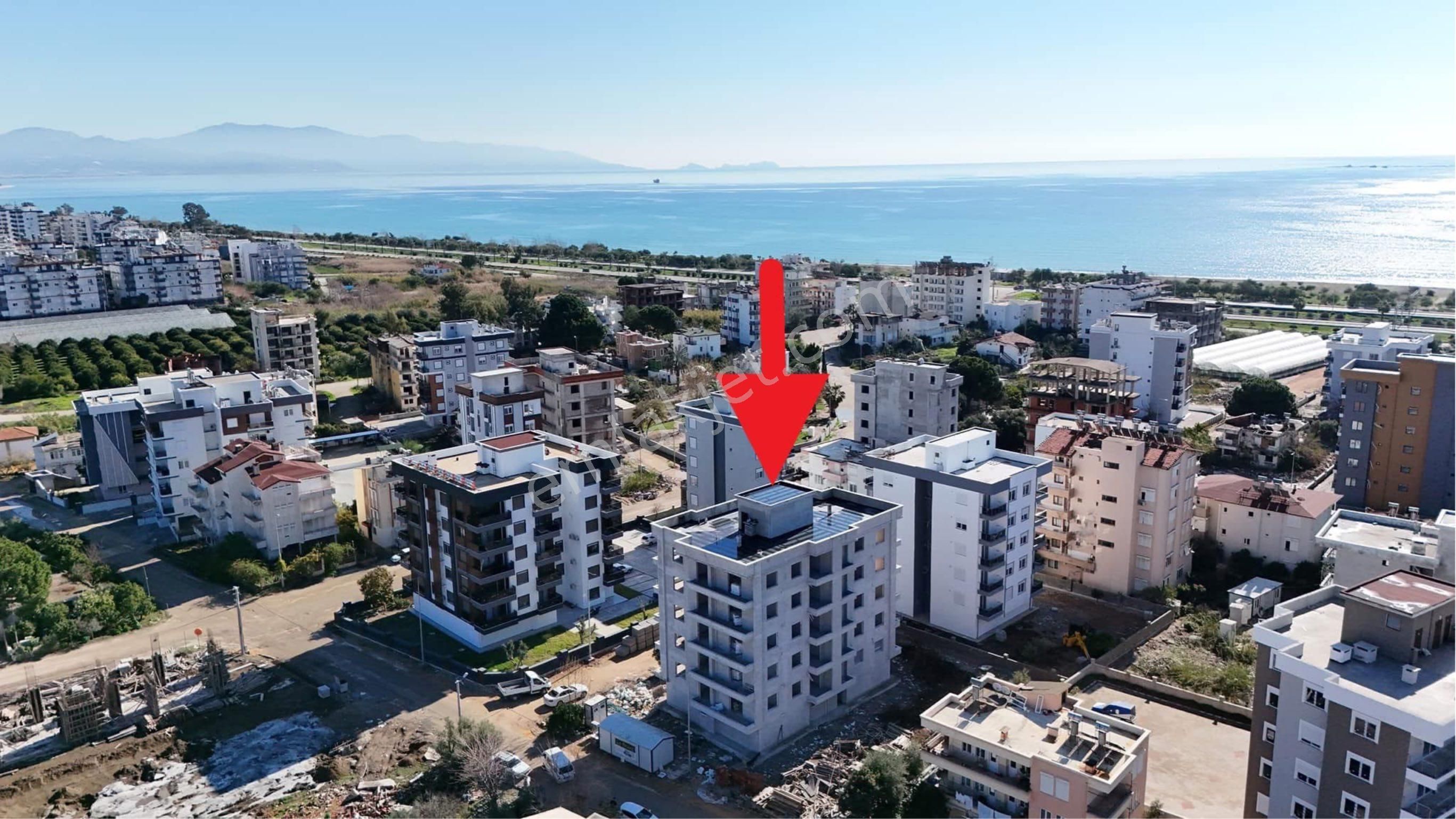 Finike Kum Satılık Daire Denize Yakın 1+1 Geniş 48m2 İnşaatan Satılık Daire