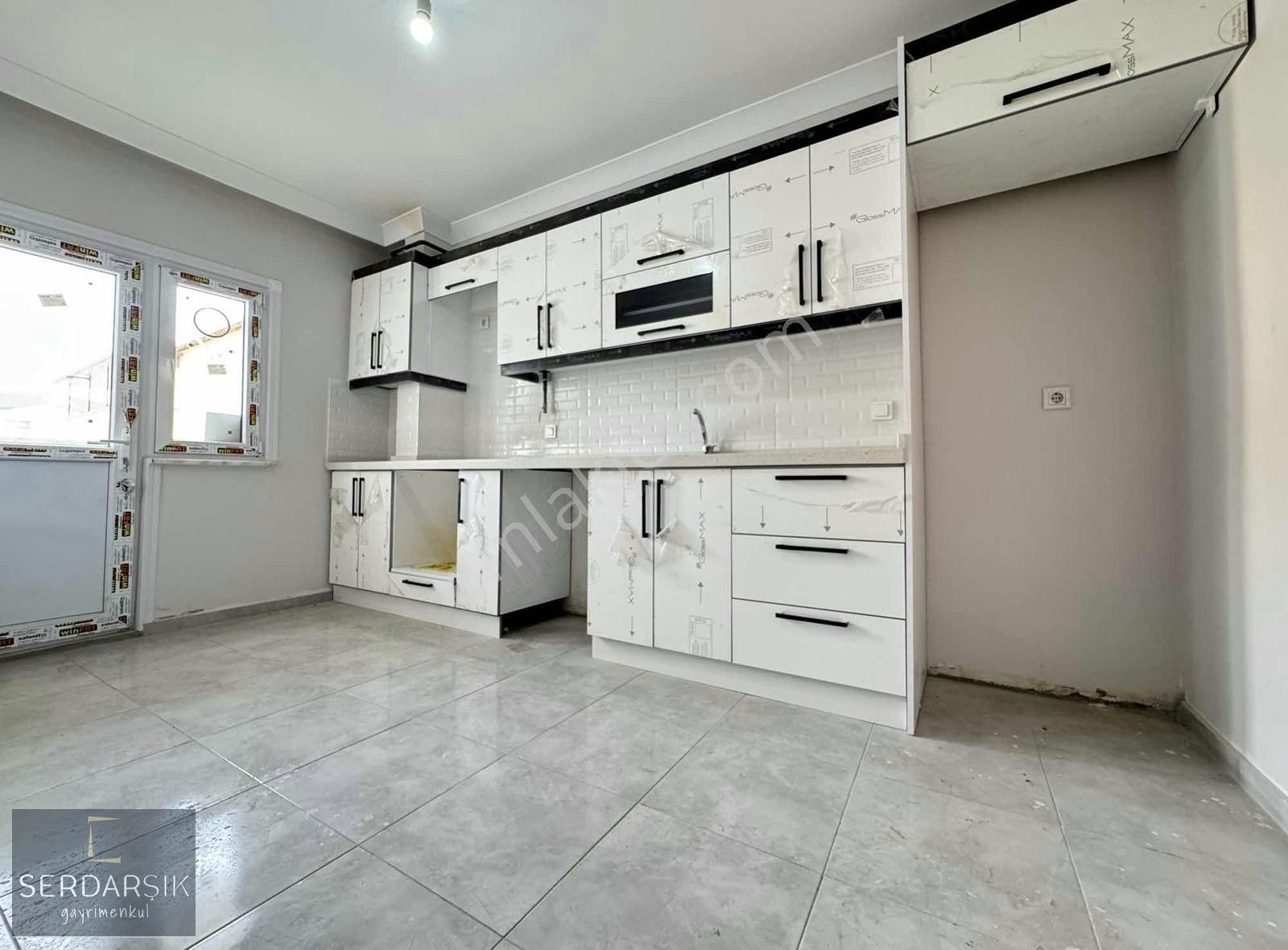 Darıca Nenehatun Satılık Daire *darıca Nenehatun Mahallesi 3+1 125m² Lüks Sıfır Fırsat Ara Kat*