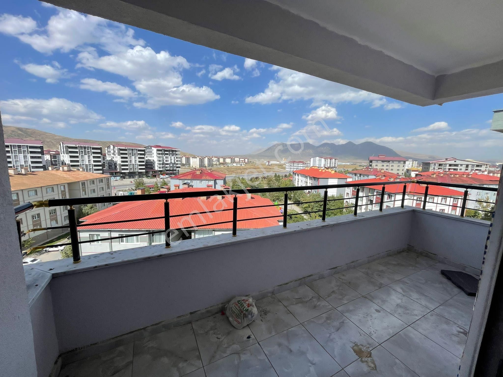 Bitlis Merkez Beş Minare Satılık Daire 2 + 1 Satılık Sahibinden Sıfır Daire