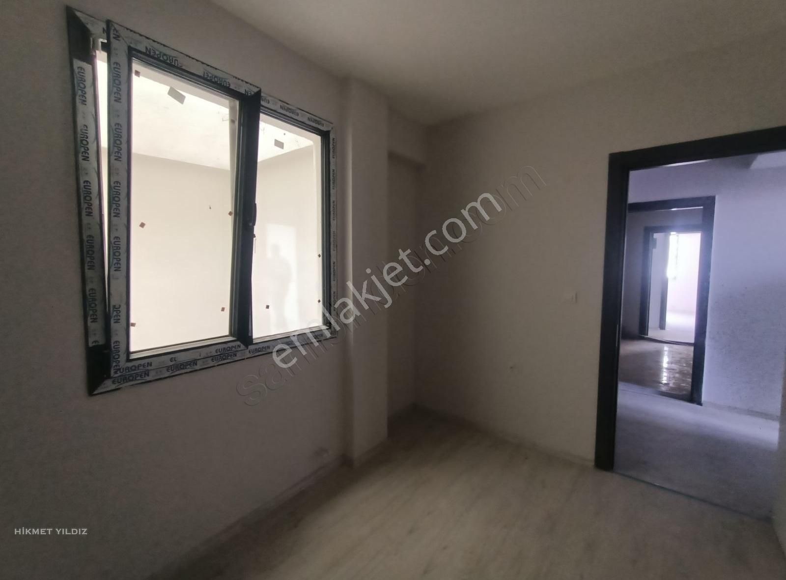 Bayraklı Alpaslan Satılık Daire Arakat Sıfır 2+1 Daire