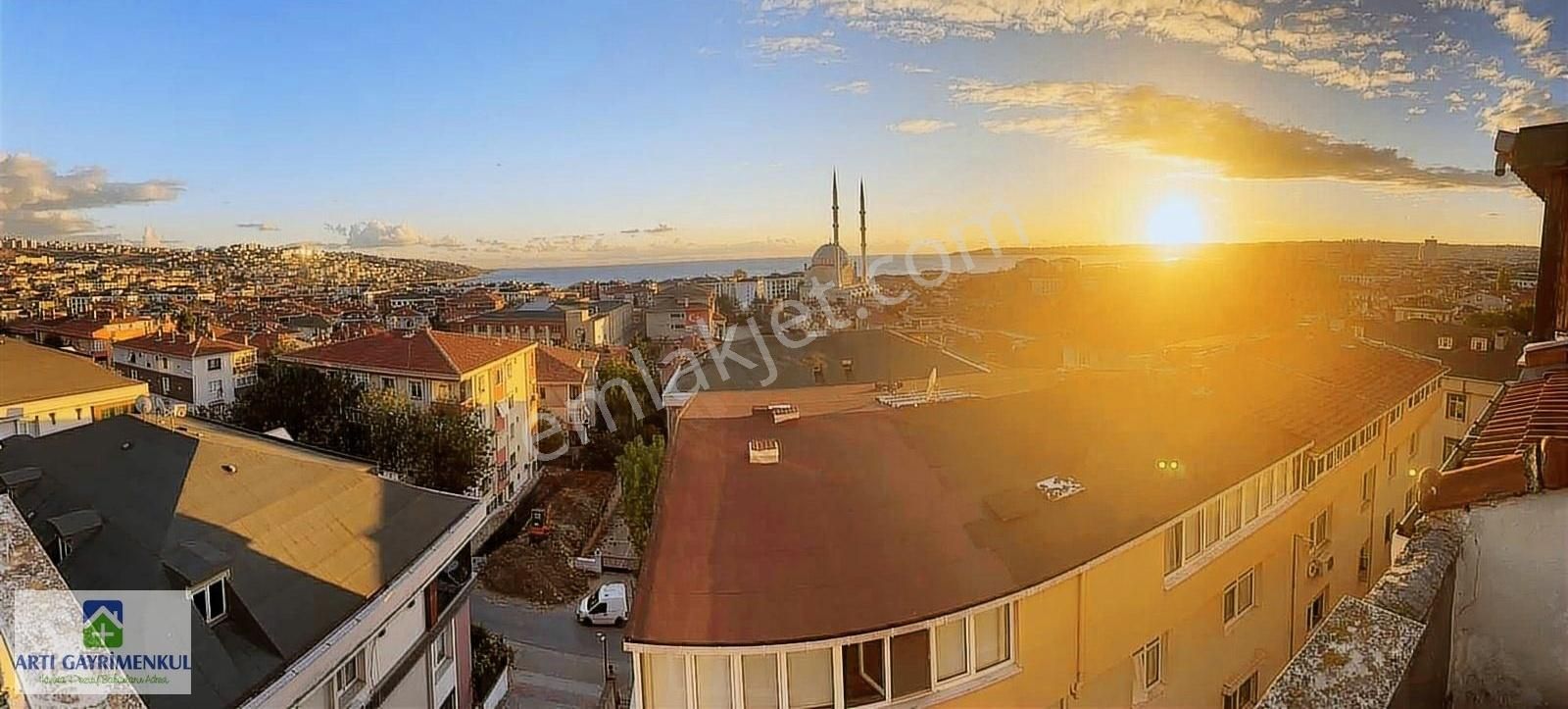 Büyükçekmece Fatih Satılık Daire *artıdan Satılık Panoramik Deniz Manzaralı Dubleks Daire*