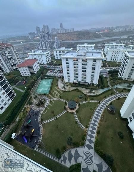 Başakşehir Başakşehir Satılık Daire Mostarlife Projesi Ara Kat'ta Tadilatlı 4+1(210m2) Satılık Daire