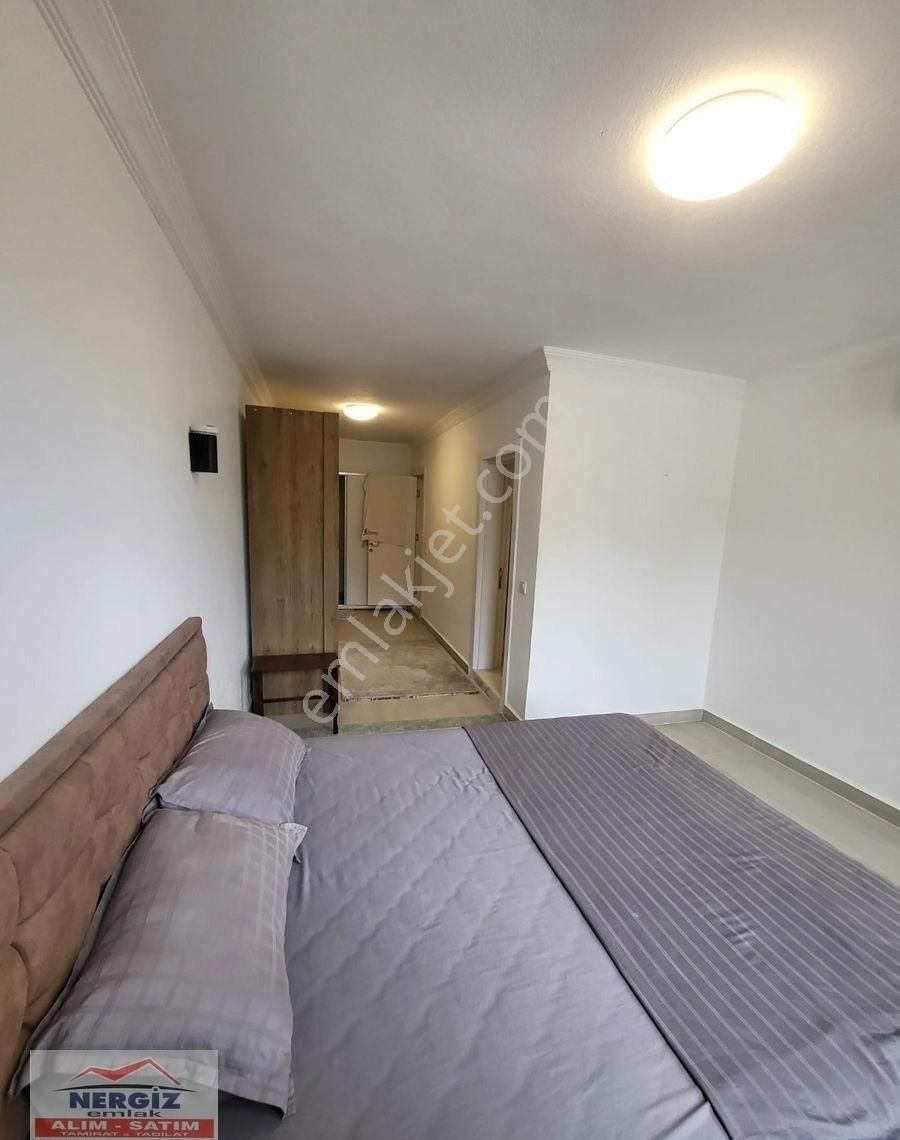 Günbatımı Sitesinde Özel Köşe Otoparklı Satılık Villa - Görsel 8