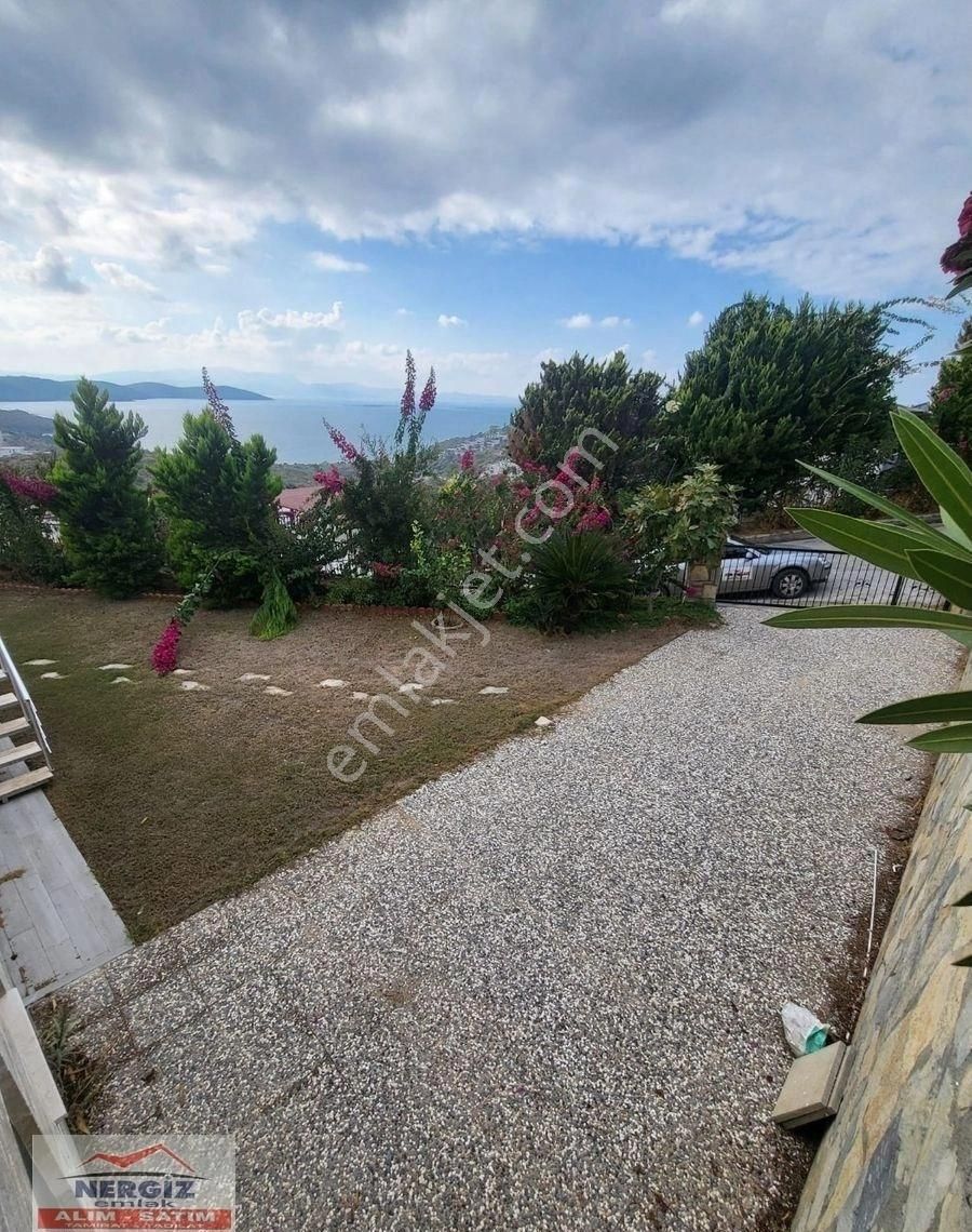 Günbatımı Sitesinde Özel Köşe Otoparklı Satılık Villa - Görsel 20