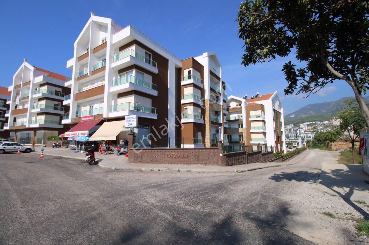 Alanya Oba Satılık Daire Oba Mahallesi Site İçerisinde Satılık 4+1 Dubleks Daire