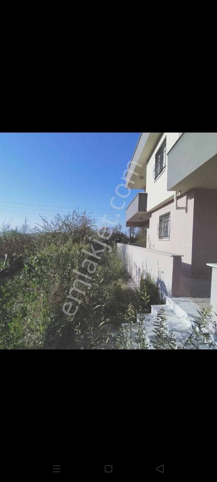 Kuşadası Davutlar Satılık Villa Kuşadası Güzelçamlı Yolu Üzerinde 3+1 Villa Satılık