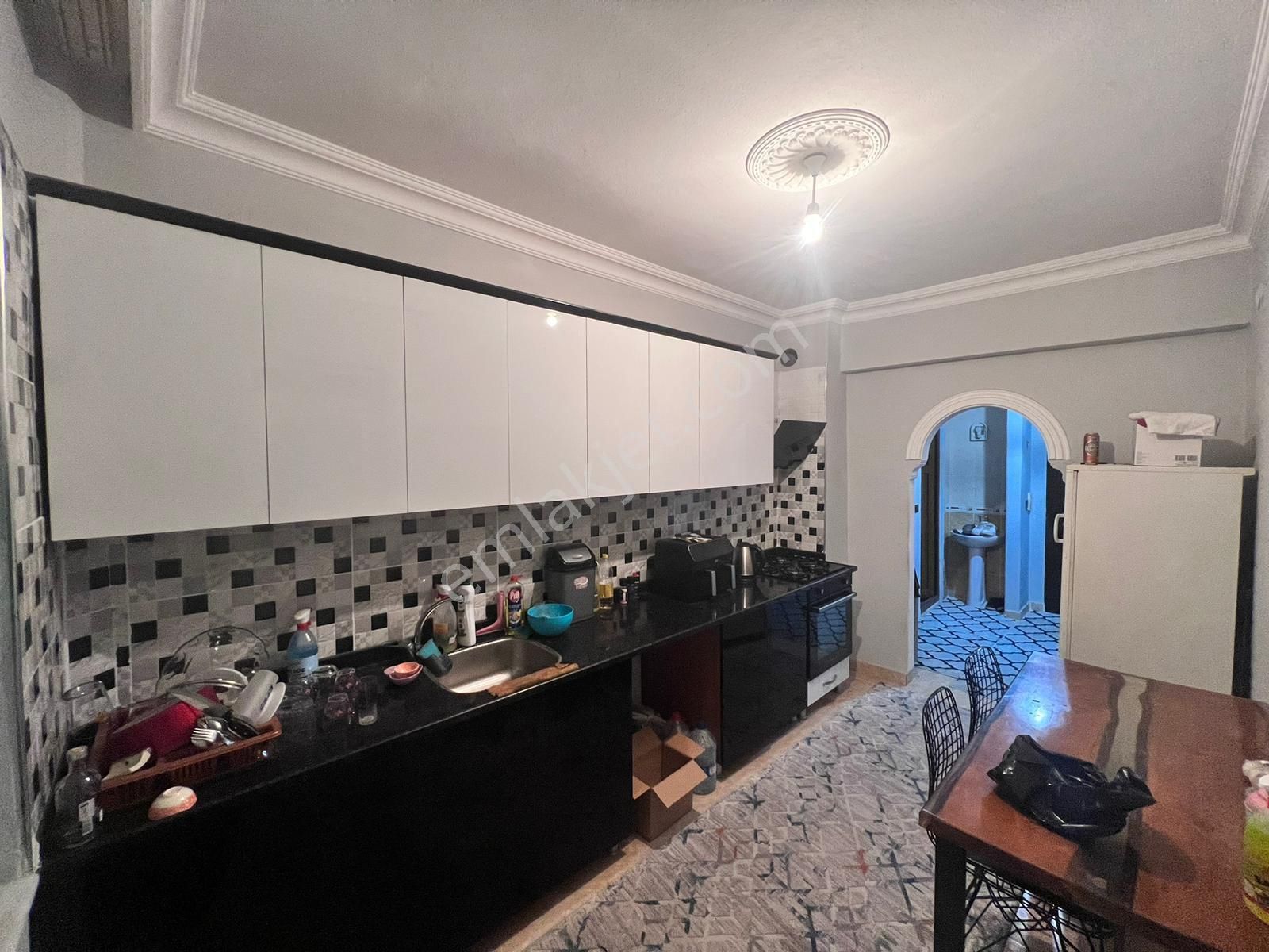 Kepez Yeni Satılık Daire Kepez Yeni Mahalle*katta Cam Balkonlu Bakımlı 2+1 Satılık Daire