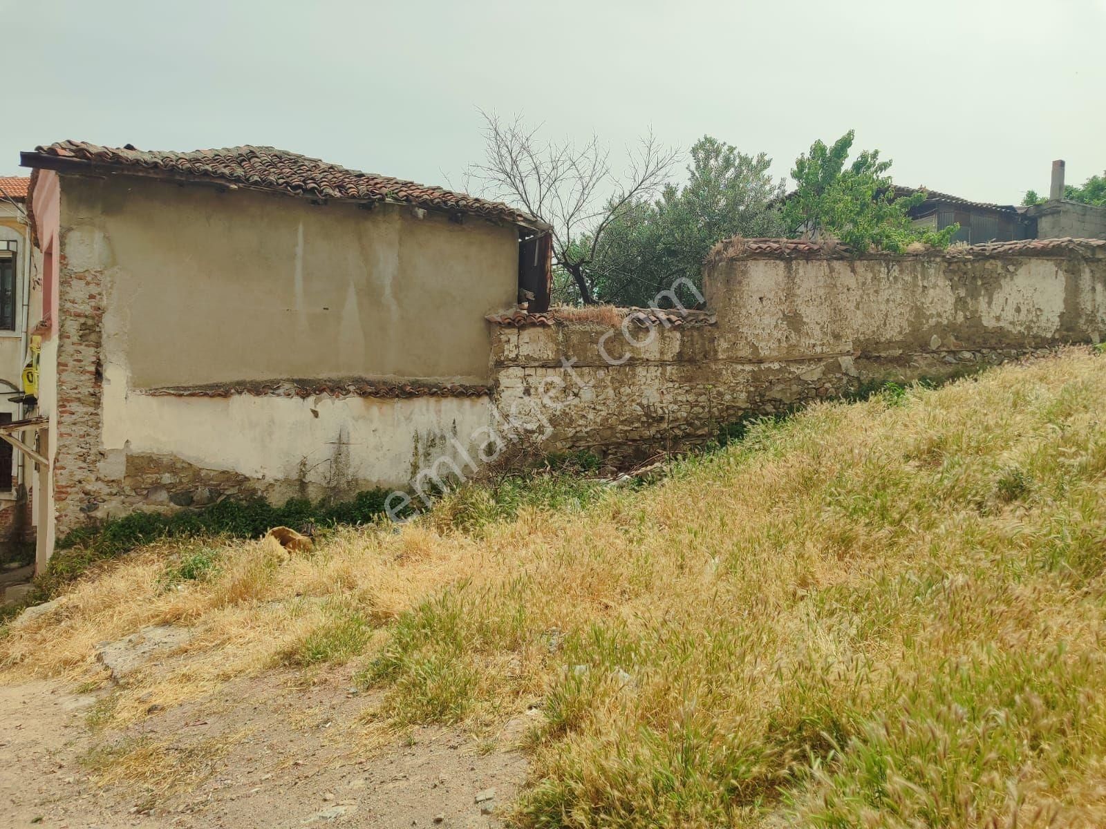 Edremit Merkeze Yakın İçinde 3 Adet Müstakil Ev Olan Satilik Arsa - Görsel 13