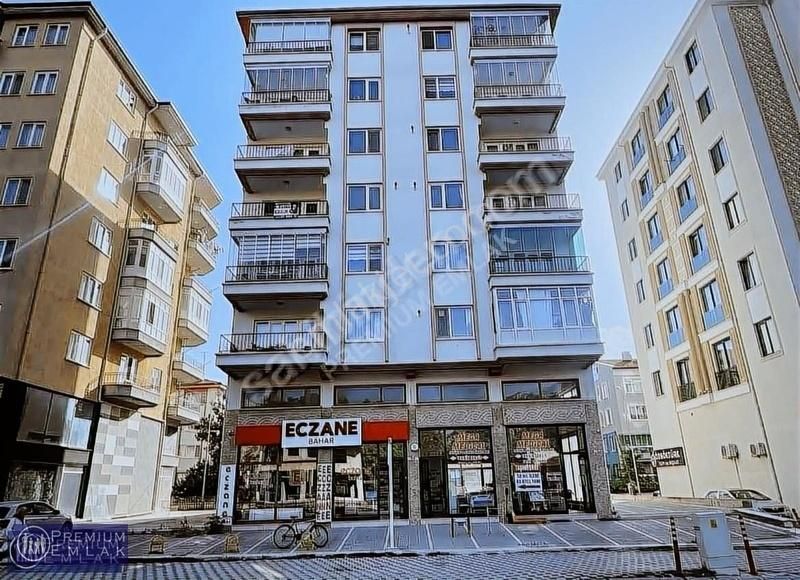 Afyonkarahisar Merkez Derviş Paşa Satılık Daire Premıum'dan Atatürk Caddesi Üzerinde 3+1 Afjetli Satılık Daire