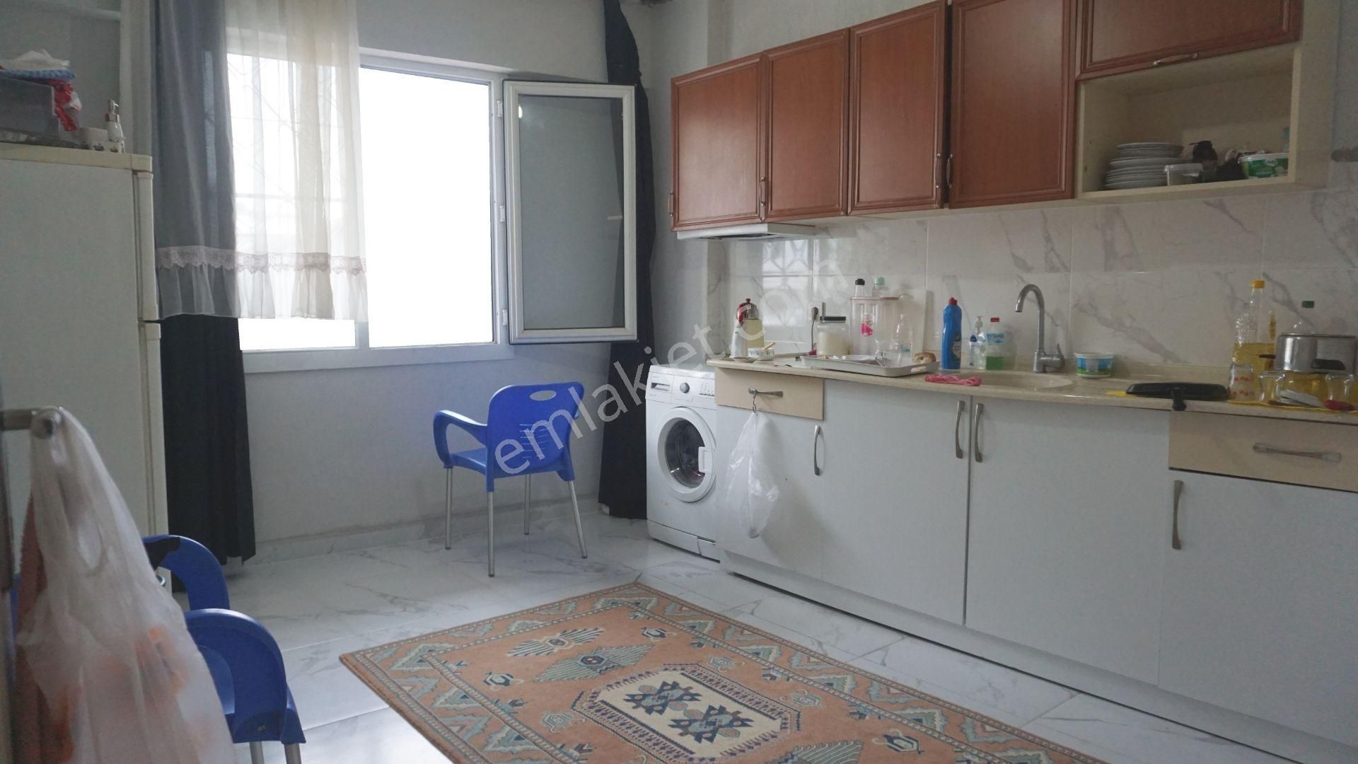 Çiğli Güzeltepe Kiralık Daire Güzeltepede Kiralık 1+1 Kapalı Mutfak Çiğli Serkan Dan