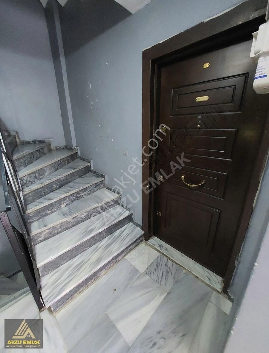 Sultangazi Zübeyde Hanım Kiralık Daire Arzu Emlaktan Zübeyde Hanım Mah Kiralık 2+1 Ters Dubleks Daire