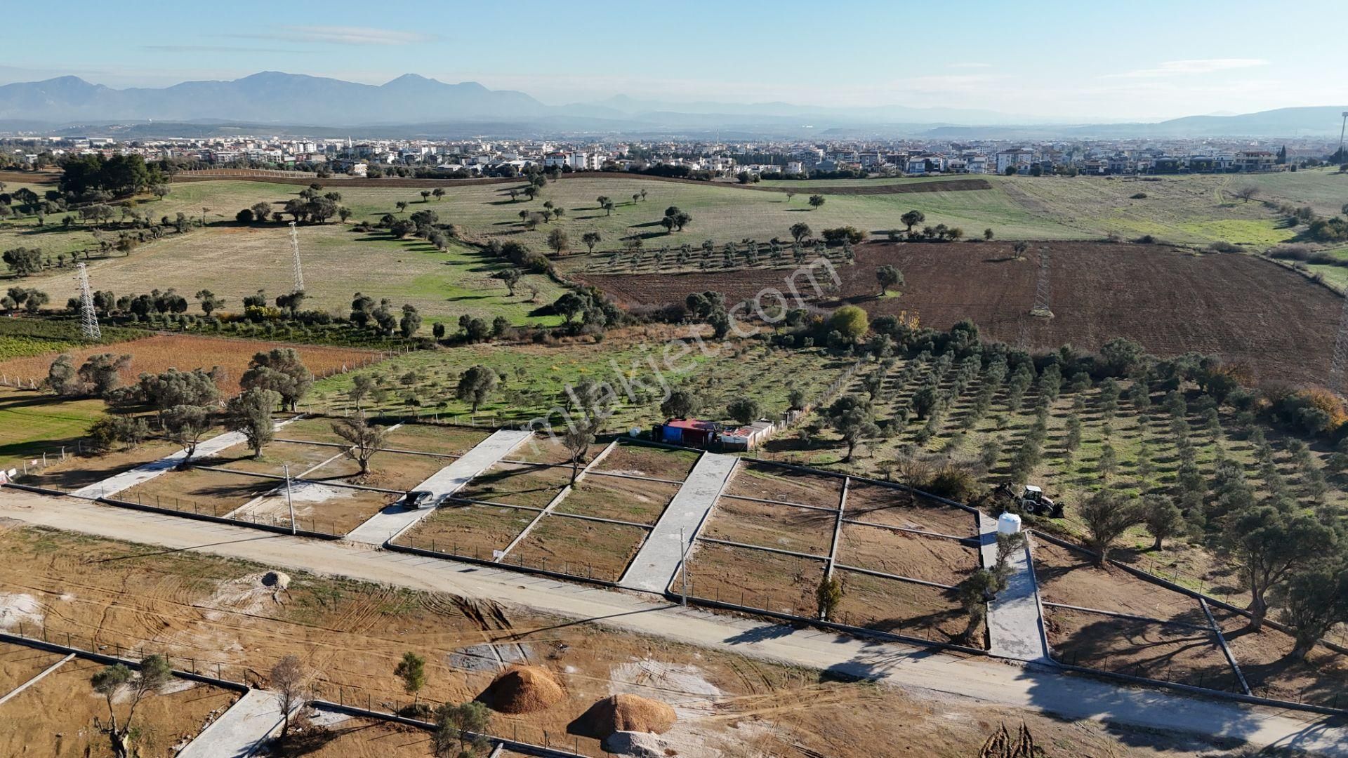 Menderes Merkeze Yakın Satılık 214 M2 Arsa Gibi Bahçeler - Görsel 3