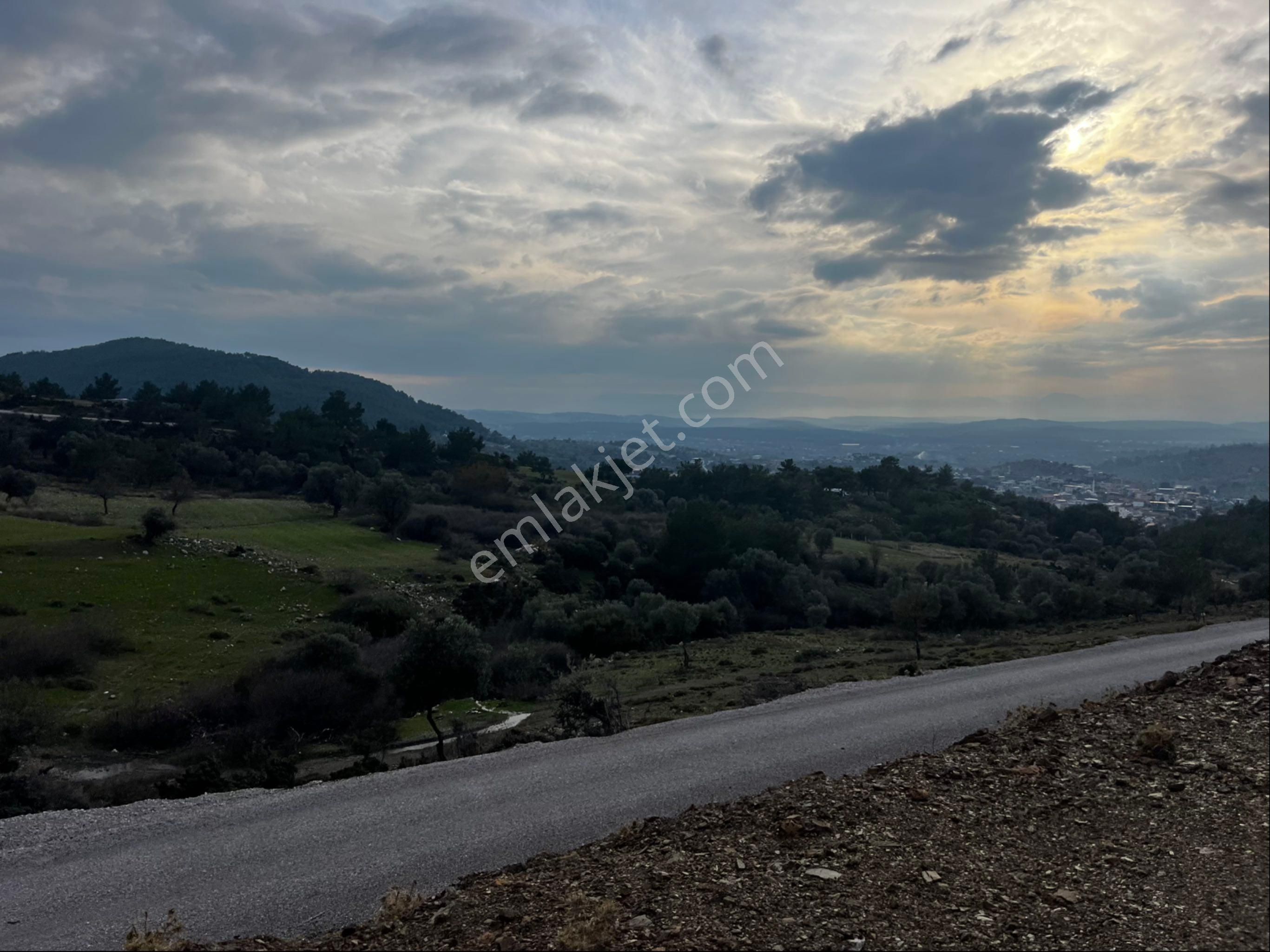 Tapu Müstakil Asfalta 85 M2 Cephe Asfalta 25m2 Fazla Cephe Olduğu İçin Bağ Evi,hobi Evi Yapılabilir. - Görsel 22