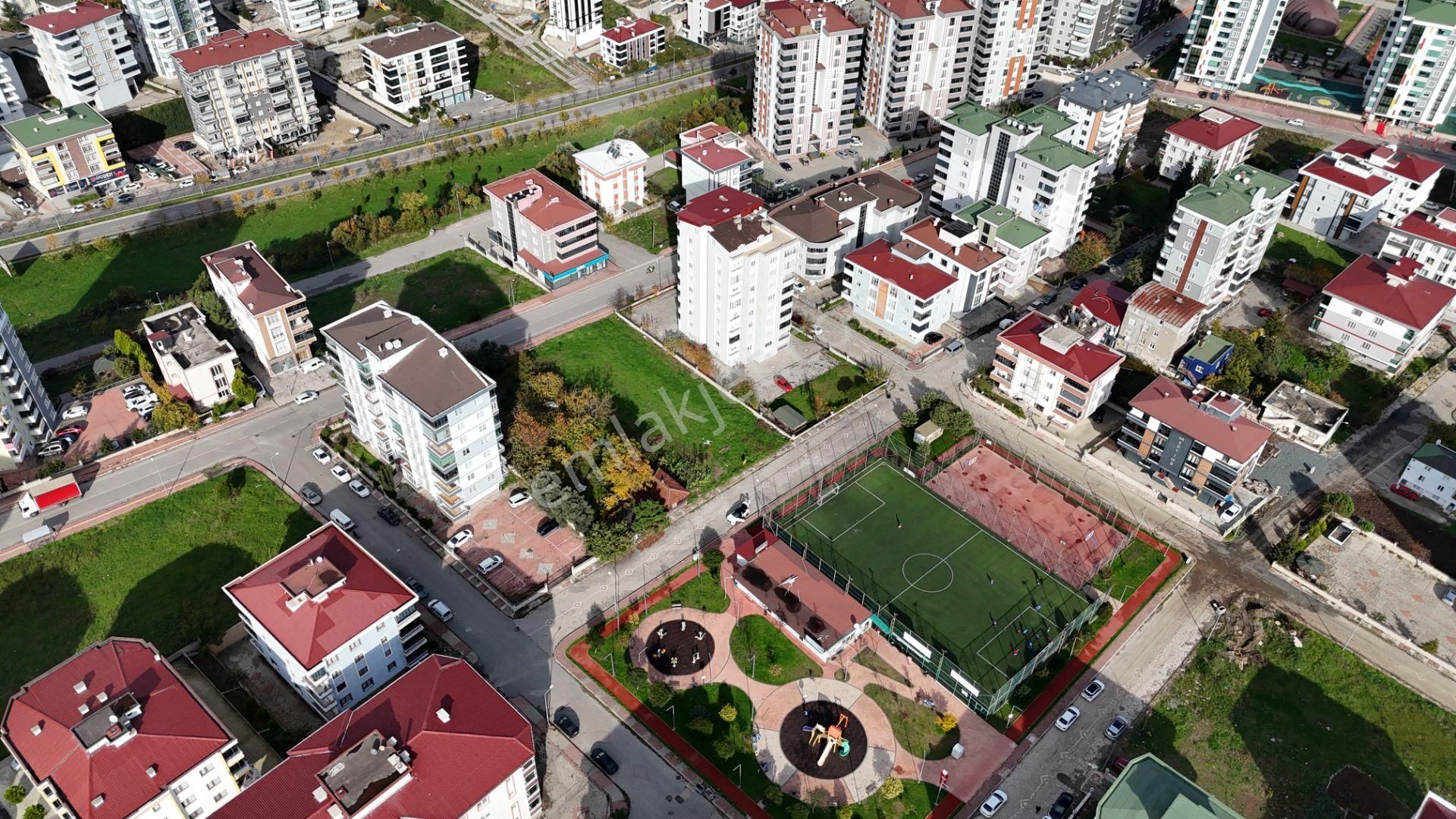 İlkadım Baruthane Satılık Konut İmarlı Merkezi Konumda 6 Kat 700 M2 Satılık Arsa