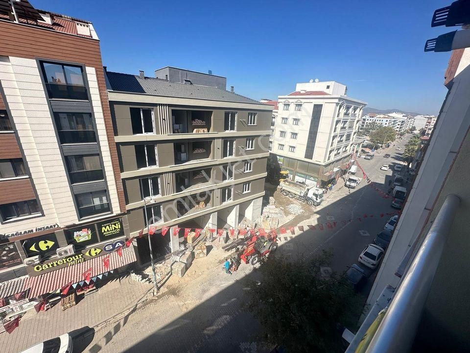 Yunusemre Muradiye Satılık Daire Emir Grup'tan İstasyon Caddesi Üzerinde 1+1 Eşyalı Daire