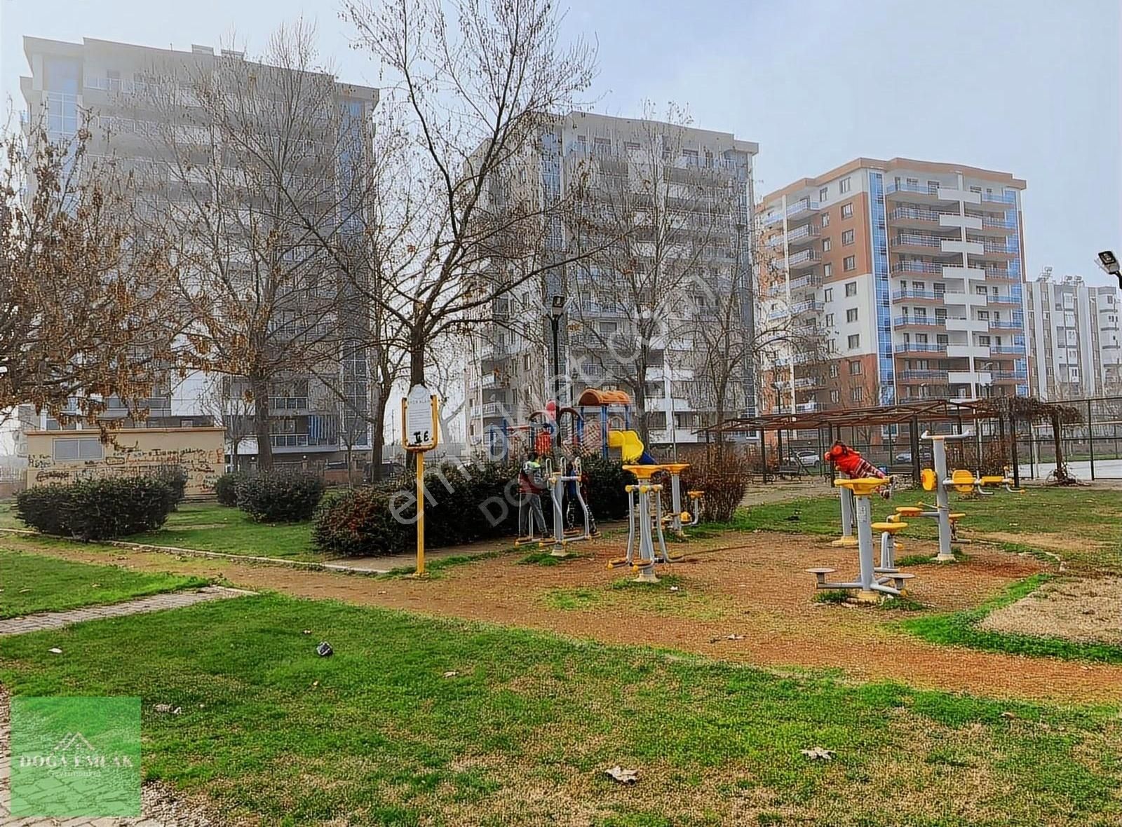 Salihli Keli Satılık Daire Doğa`dan Lidya City A Blok Ta 8. Kat Sıfır 3+1