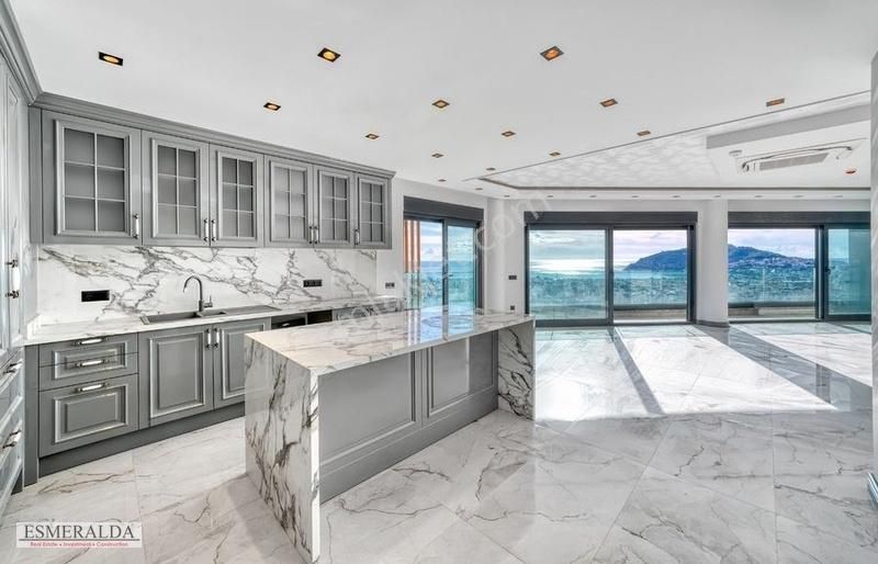 Alanya Cikcilli Mah. Satılık Villa 6+1 - Görsel 10