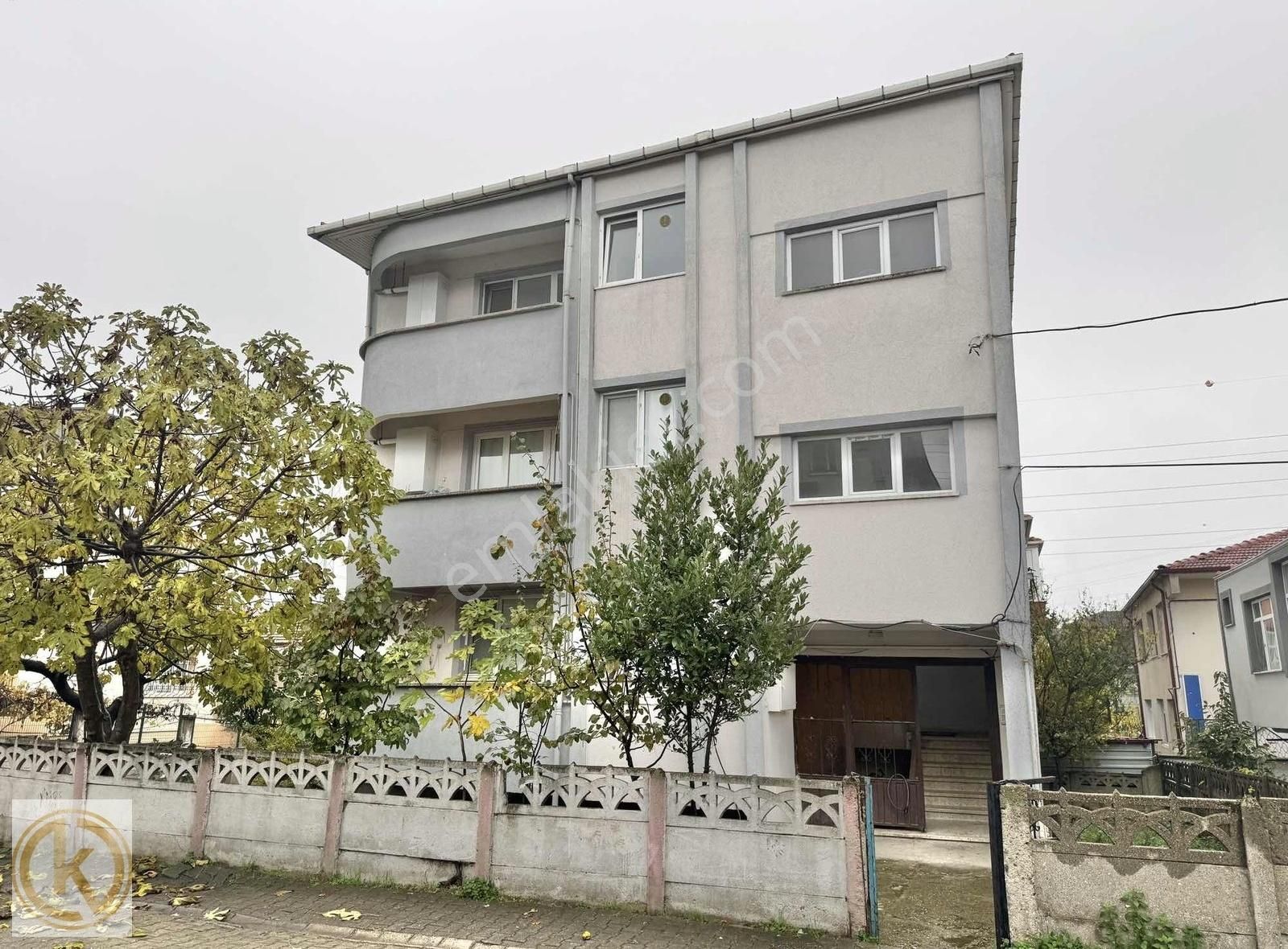 Adapazarı Maltepe Satılık Daire Kaymak Emlaktan Maltepede 3+1 125 M2 Bakımlı Satılık Daire