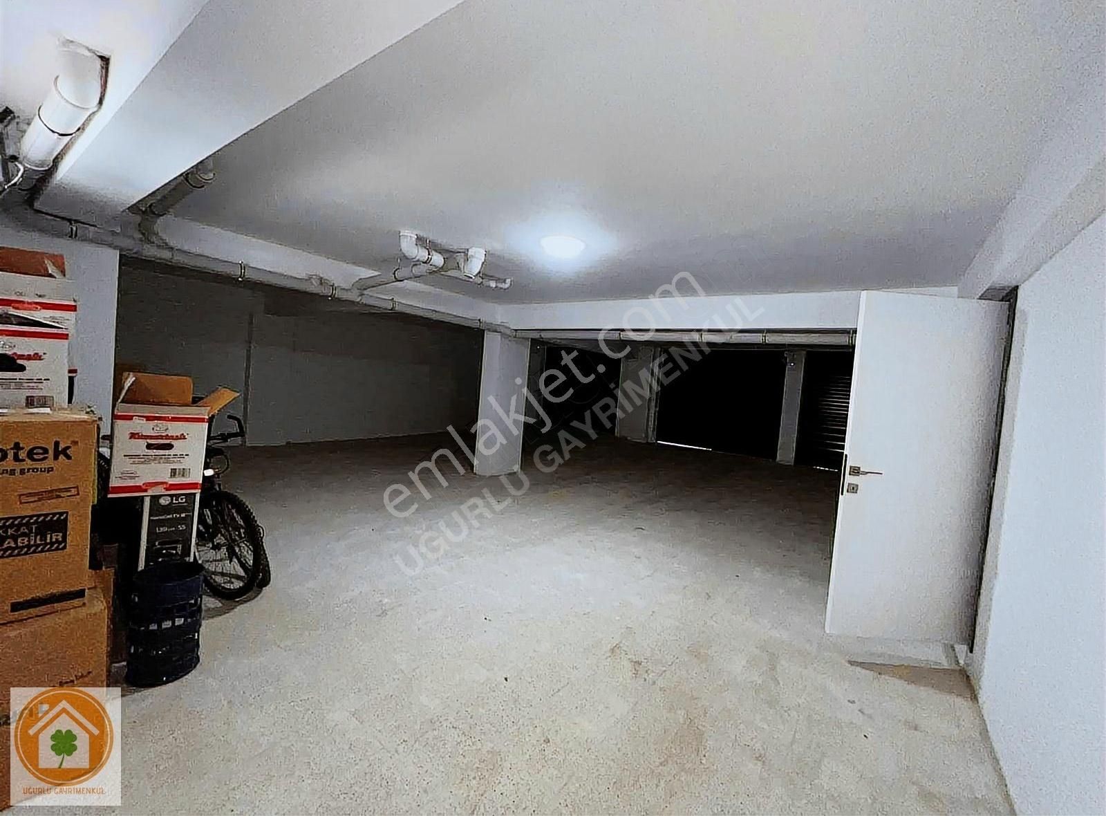 Tepebaşı Çamlıca Satılık Daire Uğurlu'dançamlıca Mh Cihangir Sokak 3+1 İskanlı 135m² Daire