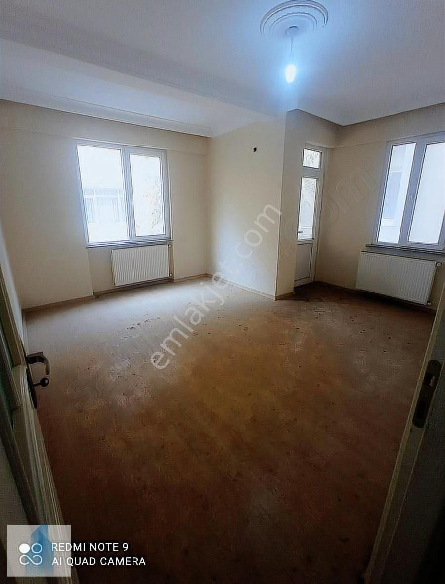 Avcılar Cihangir Satılık Daire Avcılar Cihangir De Satılık 2+1, 100 M2 Ara Kat Daire