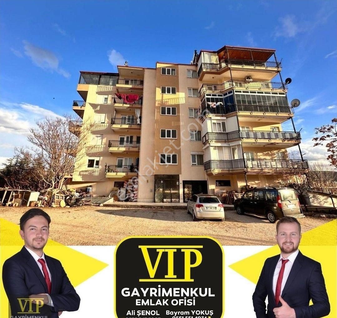 Elmalı Yeni Kiralık Daire Vip Gayrimenkul' Den Yeni Mahalle 3+1 Kiralık Daire